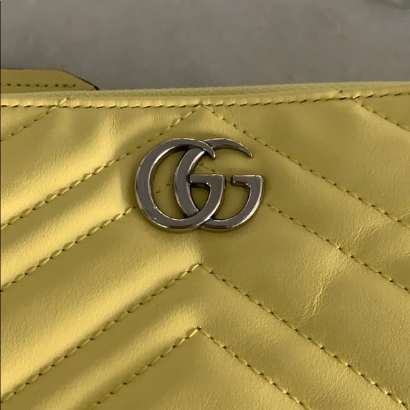Gucci Marmont Yellow Pastel Wristlet NEW - Picture 2 of 11